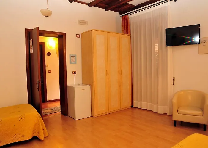 Oda ve Kahvaltı Viaprimaldo Otranto